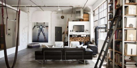 Důraz na stěny: přehled stylových a moderních loftových obrazů do interiéru